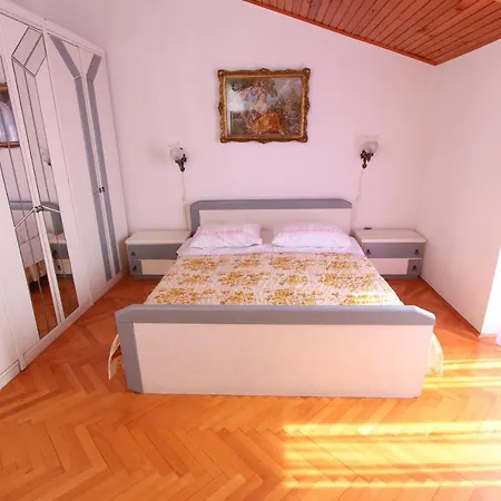 616 Rovinj