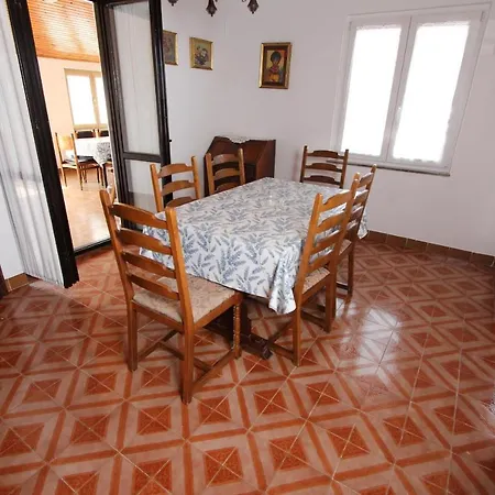 616 Rovinj