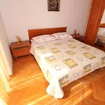 616 * Rovinj