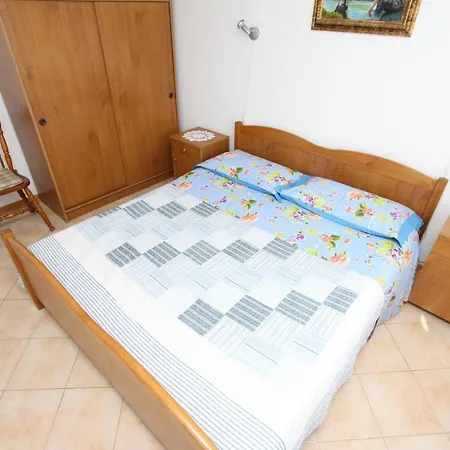 Apartment 616 *
