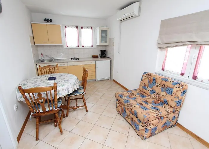 616 Διαμέρισμα *